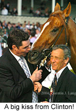  Clinton McDonald kissing Regal Roller (16302 bytes)