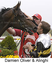 Alinghi & Damien Oliver (15483 bytes)
