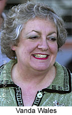 r8vandawales.jpg (12943 bytes)