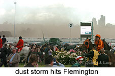 dust storm (16971 bytes)