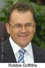 Robbie Griffiths (17769 bytes)