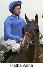 r8hathaanna4.jpg (8077 bytes)