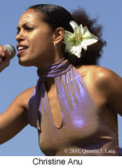 christineanu.jpg (12533 bytes)