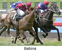 r2balbina.jpg (19461 bytes)