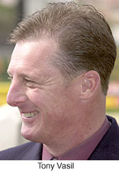 r2tonyvasil.jpg (11769 bytes)