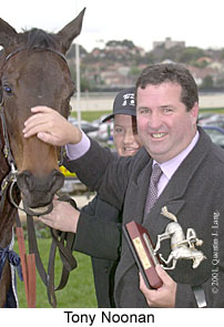 r7tonynoonan.jpg (19772 bytes)