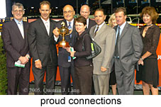 trophy presentation (18294 bytes)