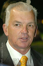 Colin Little (14699 bytes)