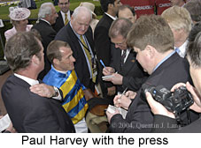 Paul Harvey & Press (18294 bytes)