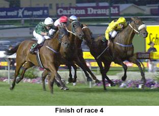 R4.jpg (16835 bytes)